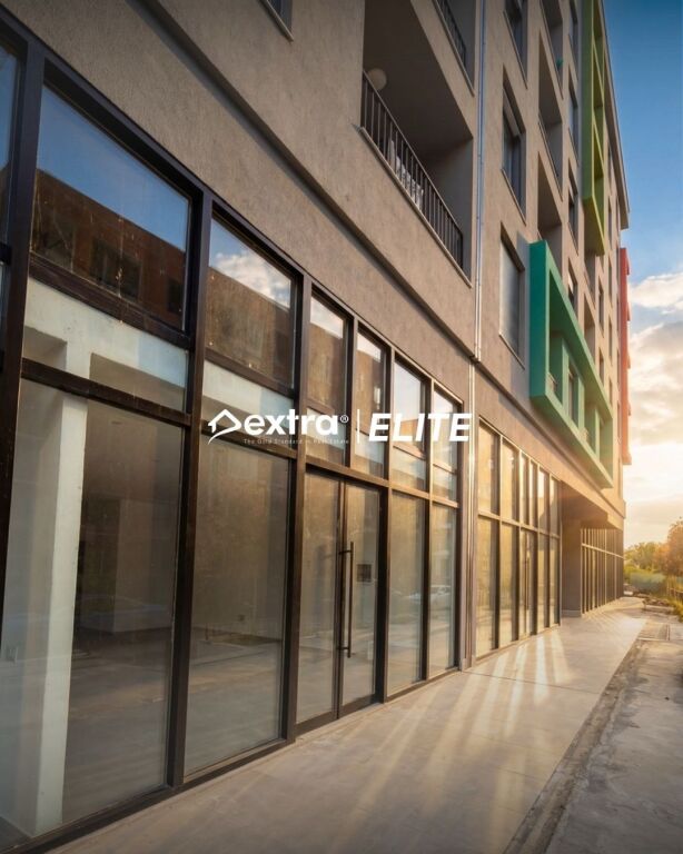 Si affittano 2 ambienti commerciali