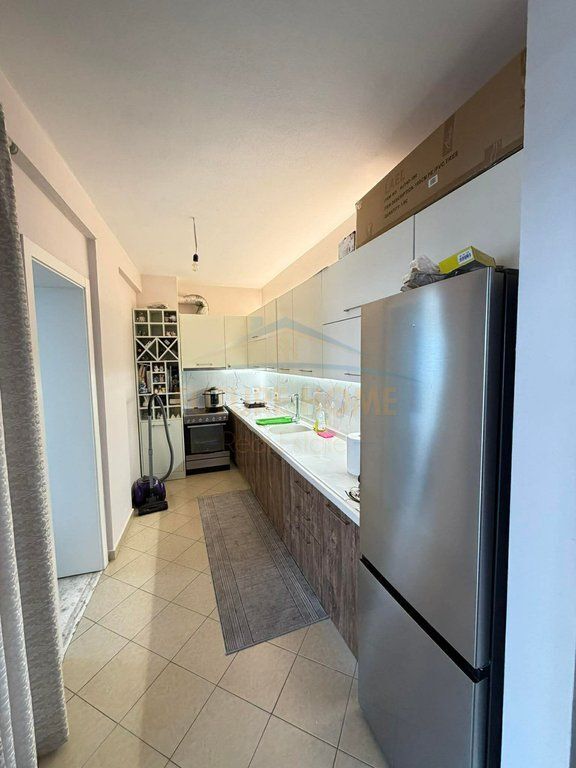 Apartament 2+1, Rruga Dritan Hoxha, Tiranë