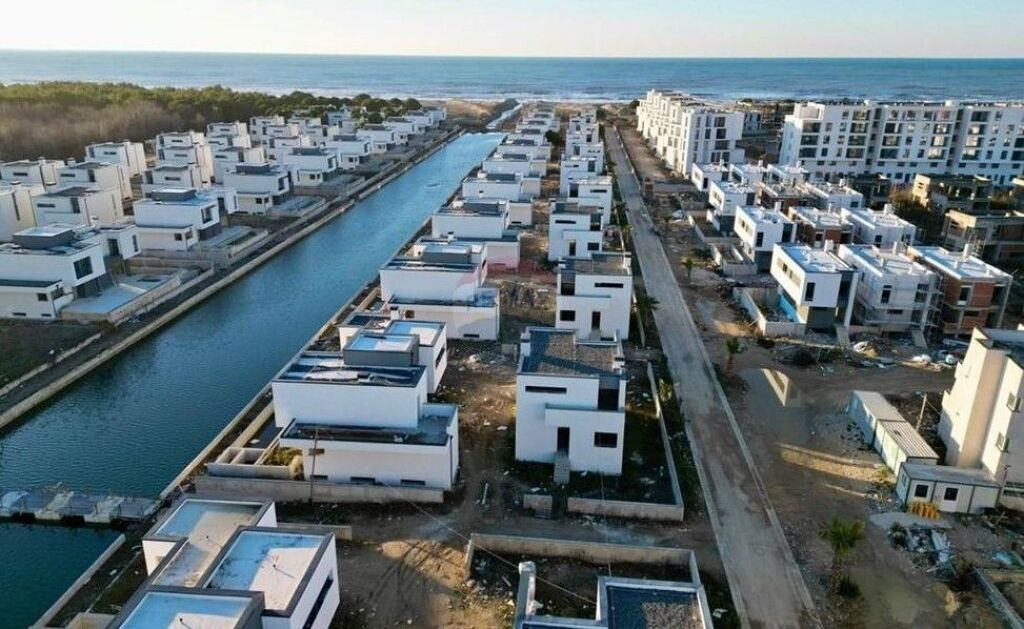 SHITET, VILE, TURQUOISE MARINA, GJIRI LALZIT  ID: 530581010-12