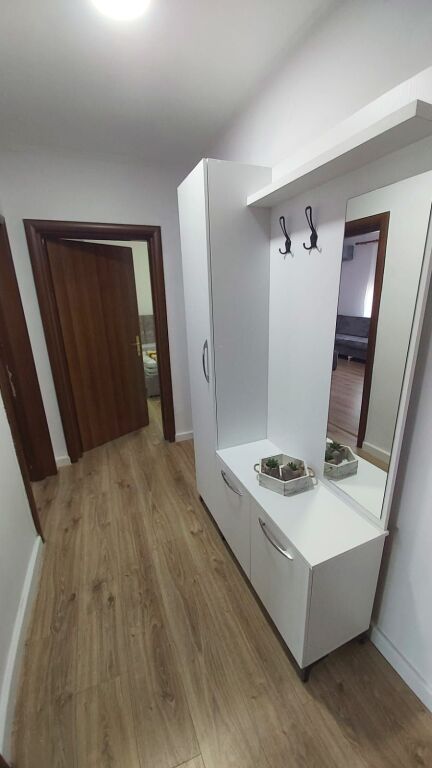 Super appartamento 2+1 presso il camino (congresso di Manastir)