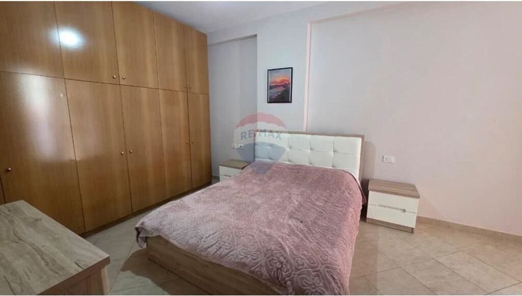 Apartament 2+1 per qira ne Yzberisht