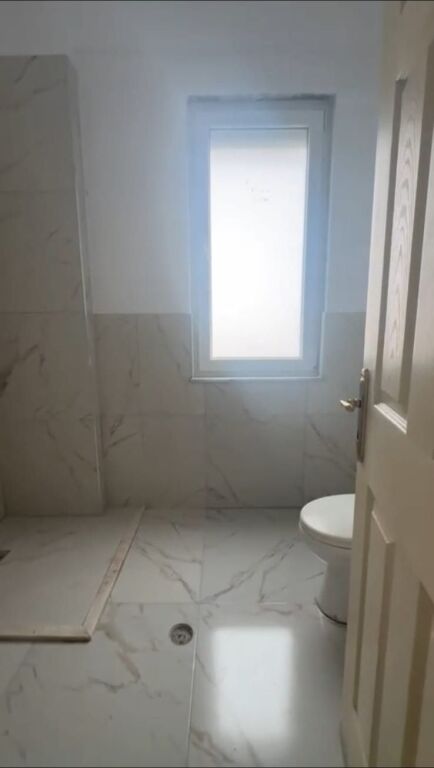 APARTAMENT 2+1+2 NE SHITJE TE PALLATET E VERDHA