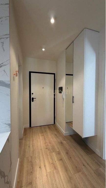 Vendesi super appartamento 1+1 a Zogu i Zi!