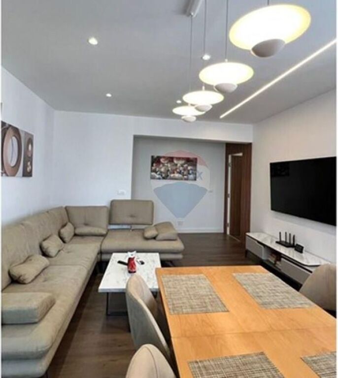 Apartament 2+1 me qera tek Mine Peza