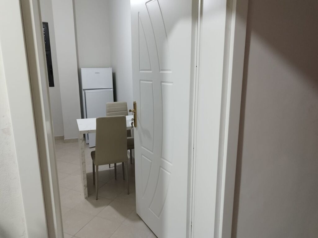 Qera | Apartament 1 + 1 | Spitali Amerikan 2 | 400 €/muaj