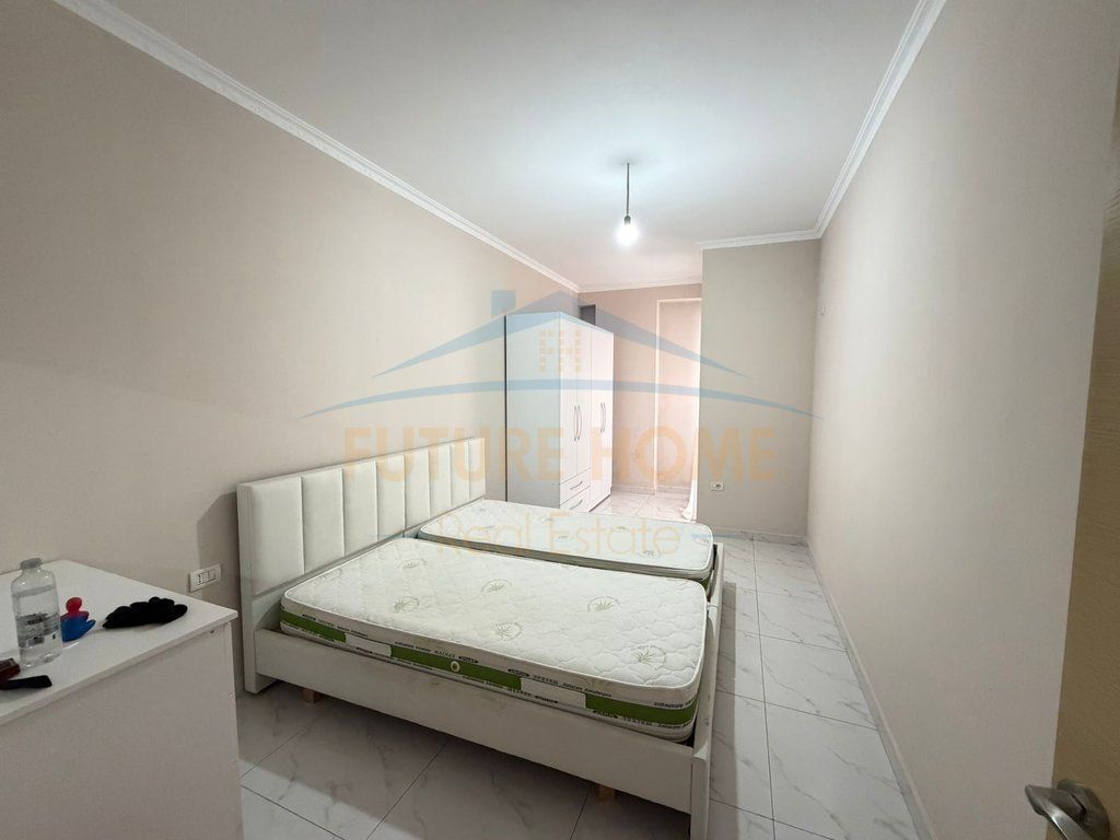 Shitet, Apartament 2+1, Unaza e Re.