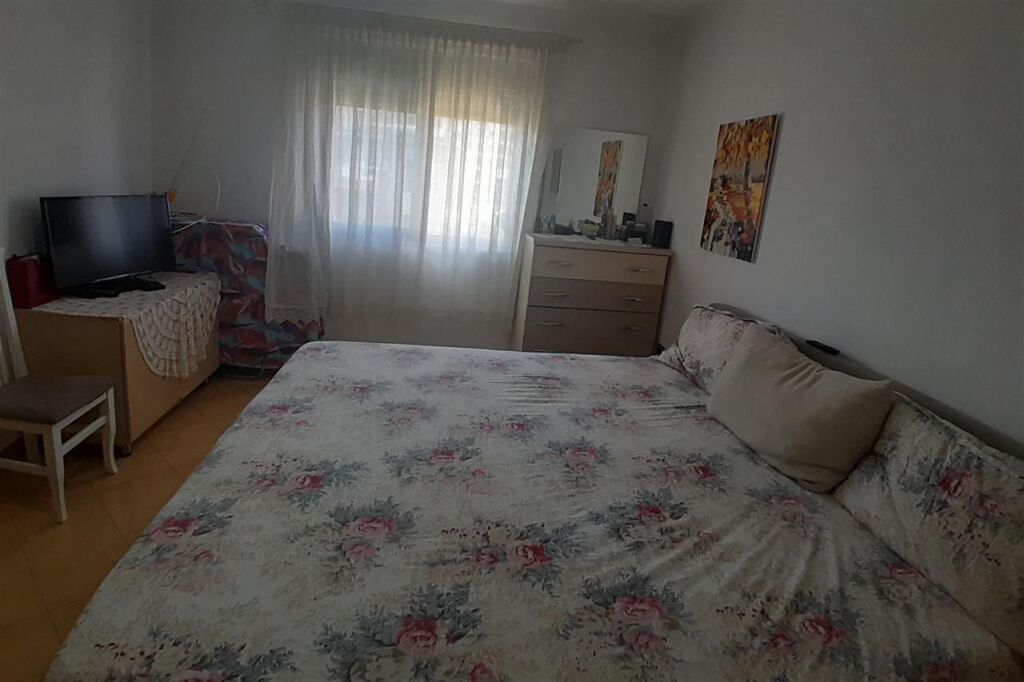 SHITET APARTAMENT 2+1 – ZONA OXHAKU, TIRANË ✨🏡