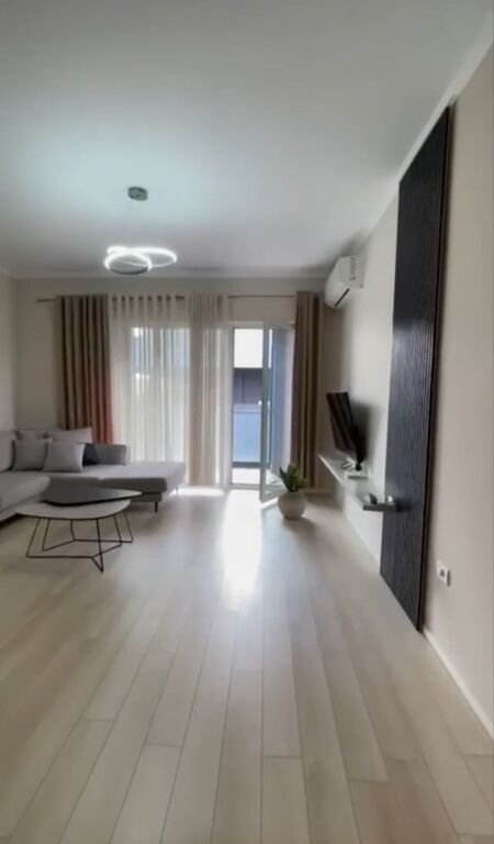 Qera | Apartament 1 + 1 | Emerald Center-Rruga 5 Maji | 600 €/muaj