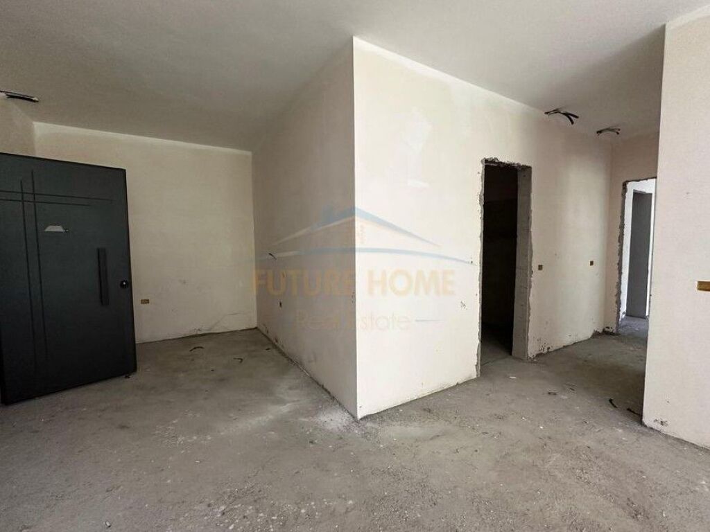 Shitet, Apartament 2+1+2, Xheluks Residence, Rruga e Elbasanit