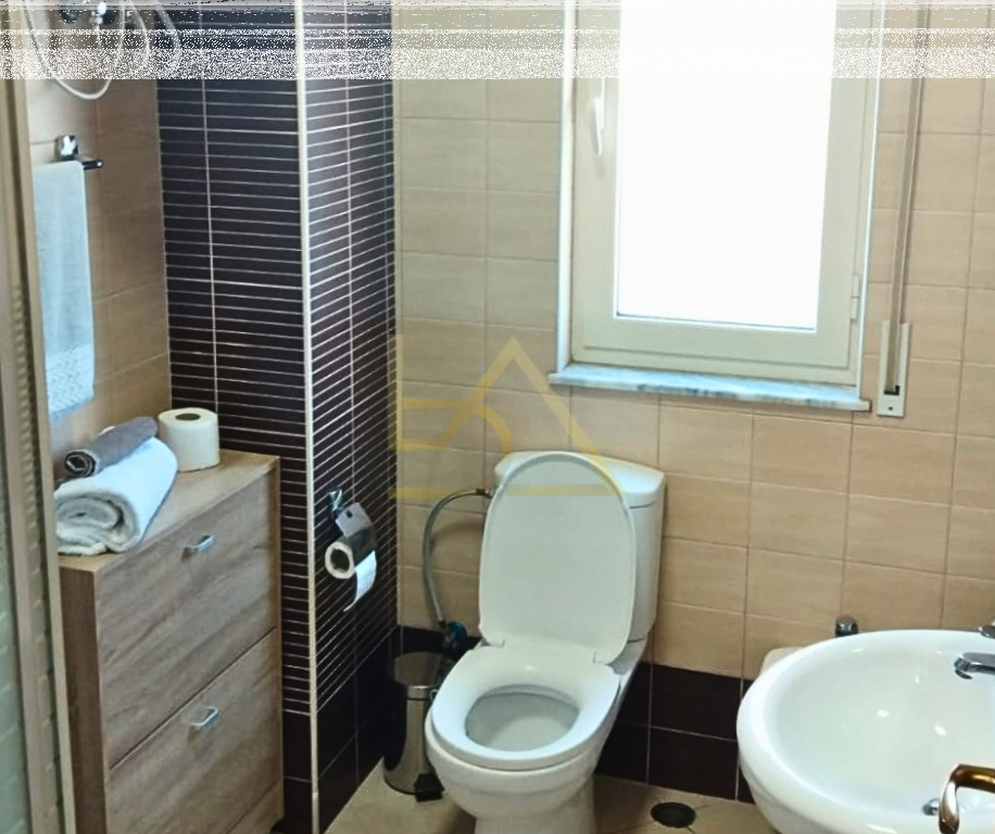 Shitet Apartament  – Shkëmbi i Kavajës