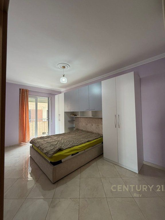 APARTAMENT 2+1+2 PER QERA NE QENDER TE DURRESIT!!!! - 500€ |