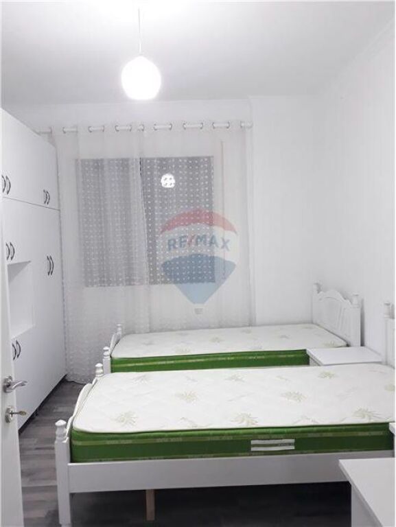 Apartament 2+1- Për Qira - Rruga Ali Demi, Tiranë