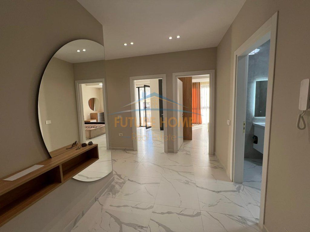 Shitet, Apartament 2+1+Verande, '' Urban Gate '' Residence, Unaza e re, Tirane