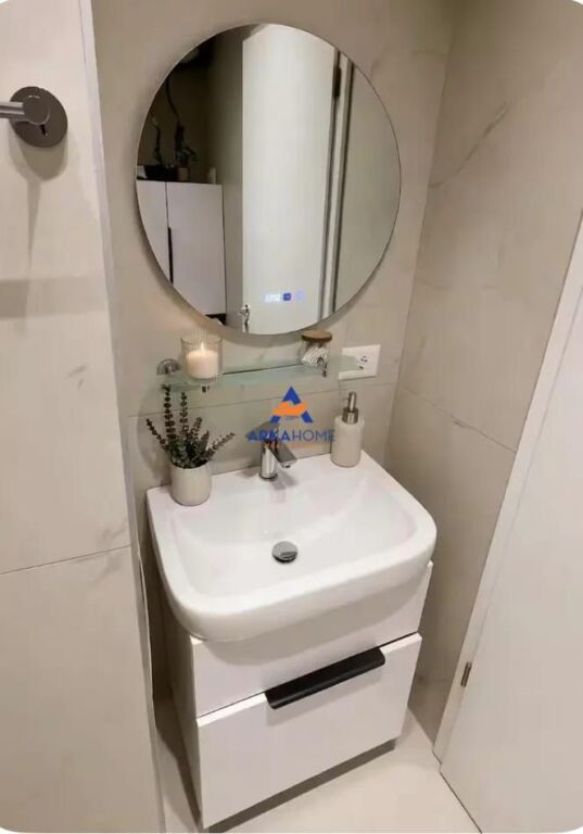 JEPET APARTAMENT ME QERA 1+1+BALLKON "REZIDENCA KADIU,RRUGA PASHO HYSA" 400 EURO