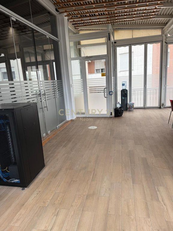 Office space for rent at the entrance of Kodra e Diellit 1