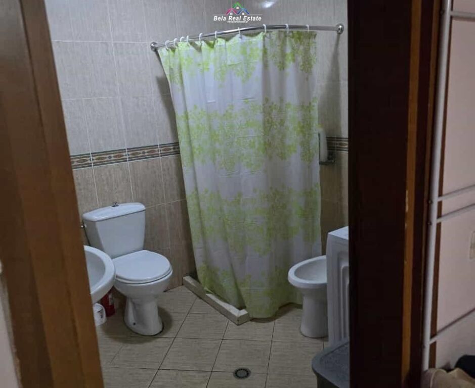 Appartamento In Affitto 1+1 Vicino Komuna e Parisit (ID B2101643) Tirana