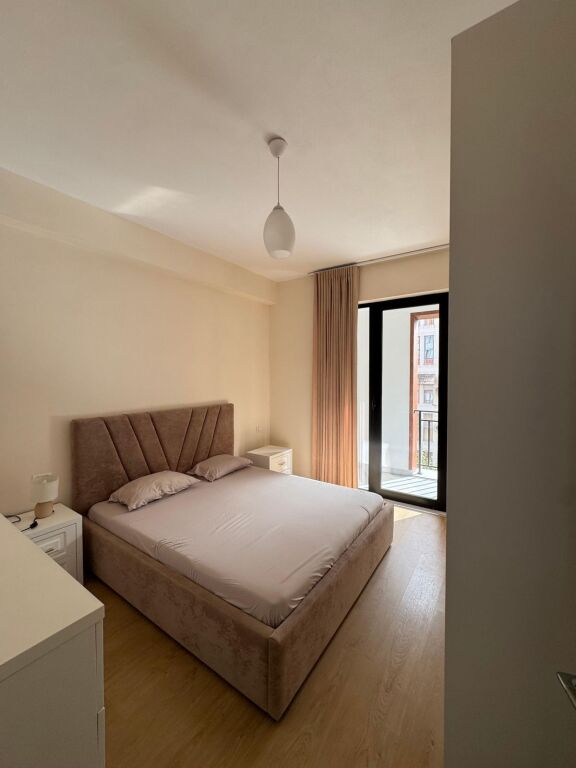 2+1 LUKSOZ PER QERA ASTIR