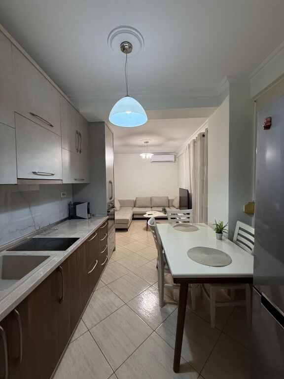 Apartament 1+1 me qira Ish Europiani
