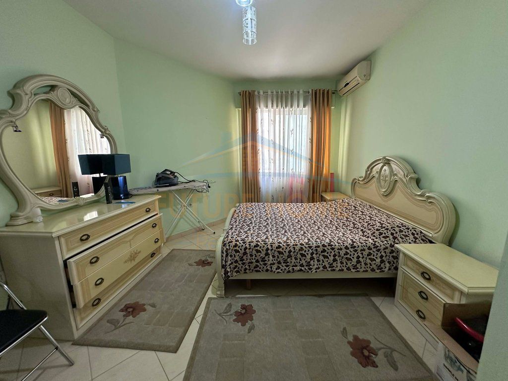 Qera, Apartament 1+1, Fresku