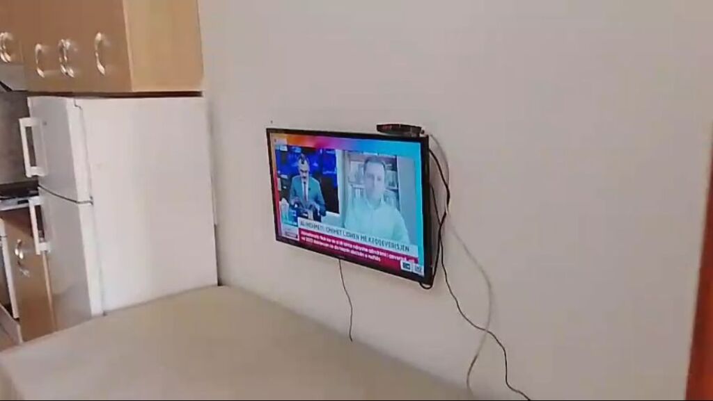 MONOLOCALE 24000 LEKE.ASTIR