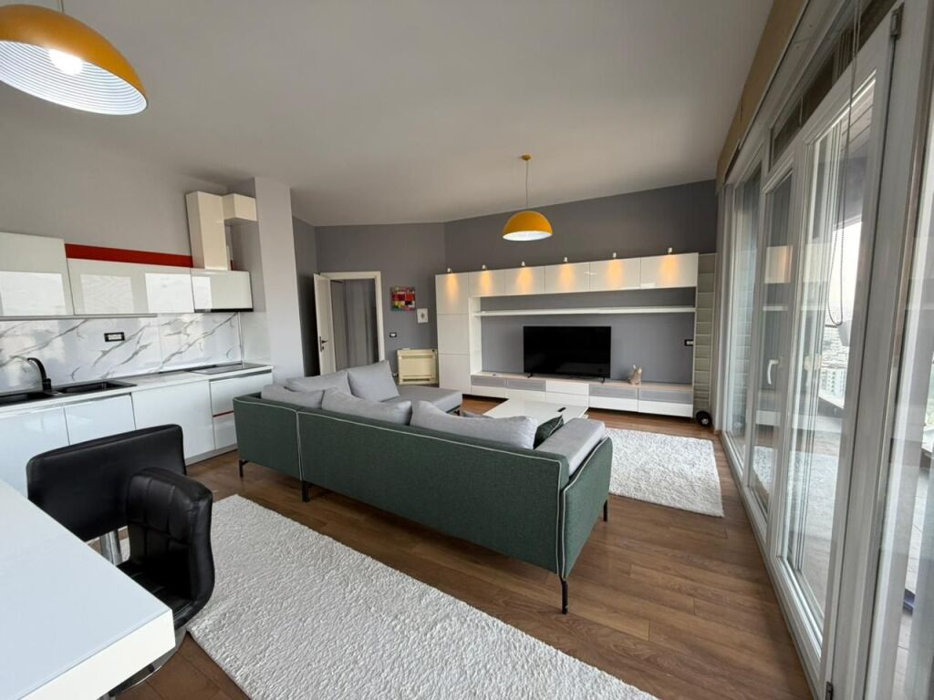 Apartment 2+1+2 for rent near the Botanical Garden 🌿  • Typology: 2 bedrooms + 1 living room + 2 bathrooms  • Fully furnished 🛋️  • Floor: 4  • Quiet and preferred area  • Close to nature and fresh air  💰 Price: 100,000 lek / month7y =
