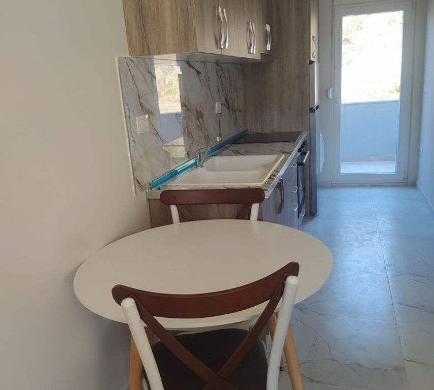 Qera | Apartament 1 + 1 | Shkozë | 350 €/muaj