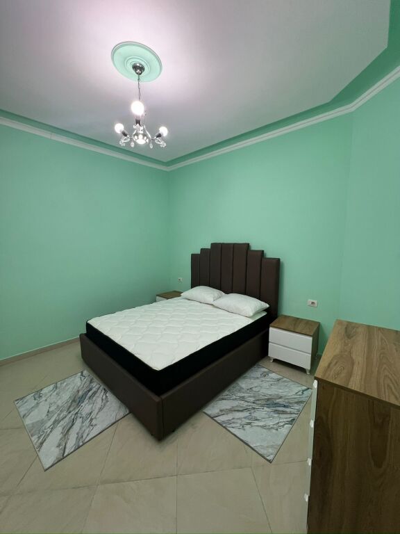 JEPET APARTAMENT ME QERA 1+1 SELVIA