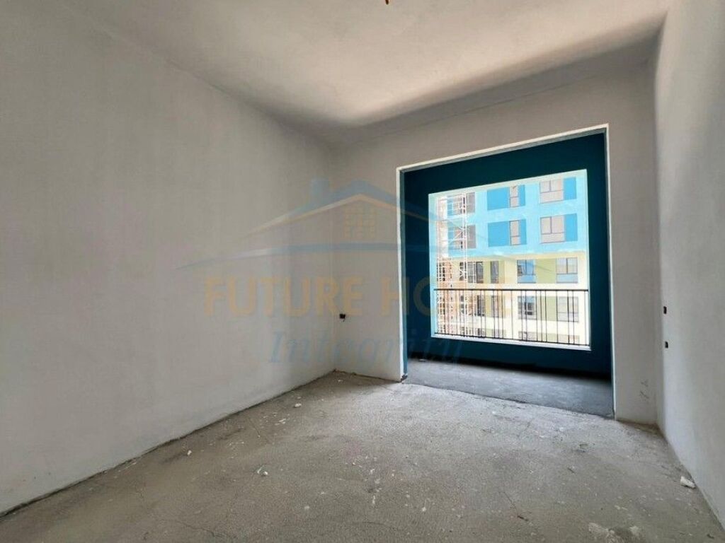 Shitet, Apartament 2+1+2, Rezidenca Splendor, Tiranë.