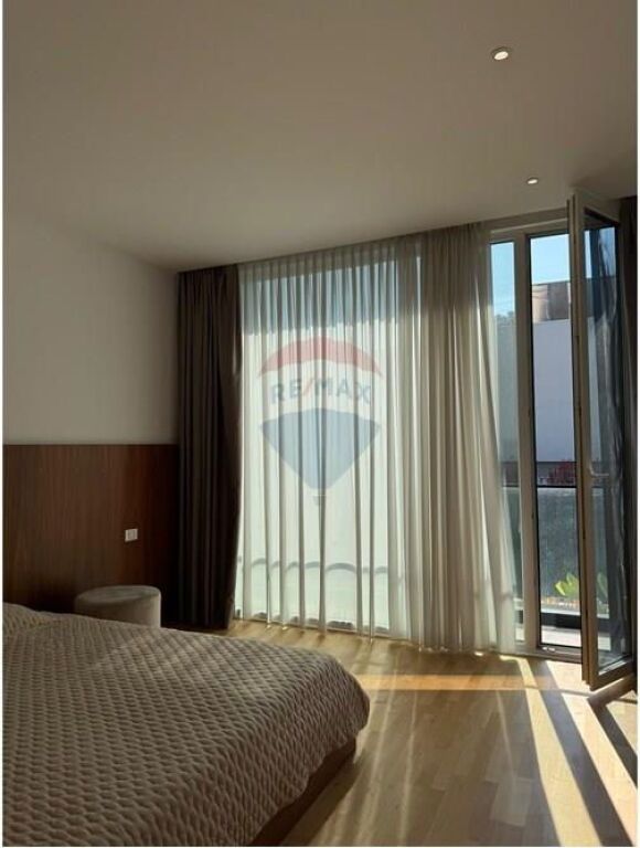 Vilë - Për Shitje - Vishnjë, Tiranë(ID: 530491002-171)