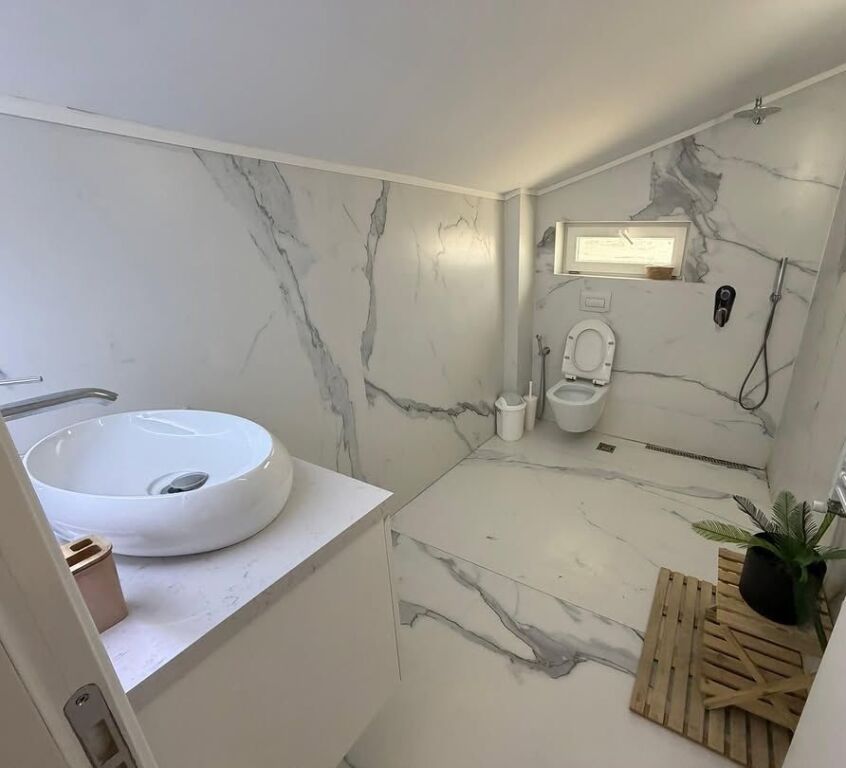 🌿 Penthouse me Qira – Secret Garden Residence, pranë TEG