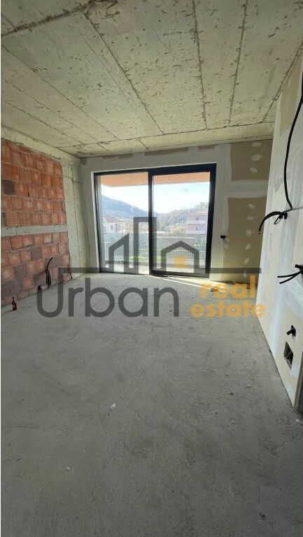 Shitet, Vilë 4 Katëshe, Pranë TEG, Tiranë - 800.000€ |411m²