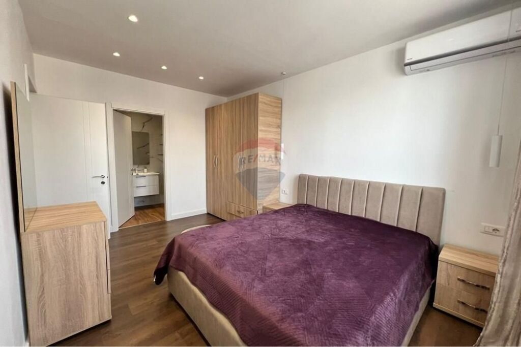 Apartament - Për Qira - Rruga Mine Peza, Tiranë