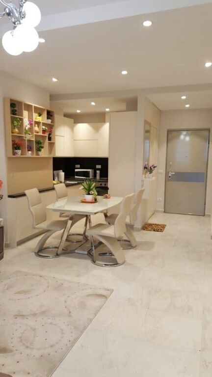 🚨 OFERTË VETËM PËR 2 DITË 🚨 📍 Arena Kombëtare, Tiranë  🏢 Shitet apartament 2+1+2