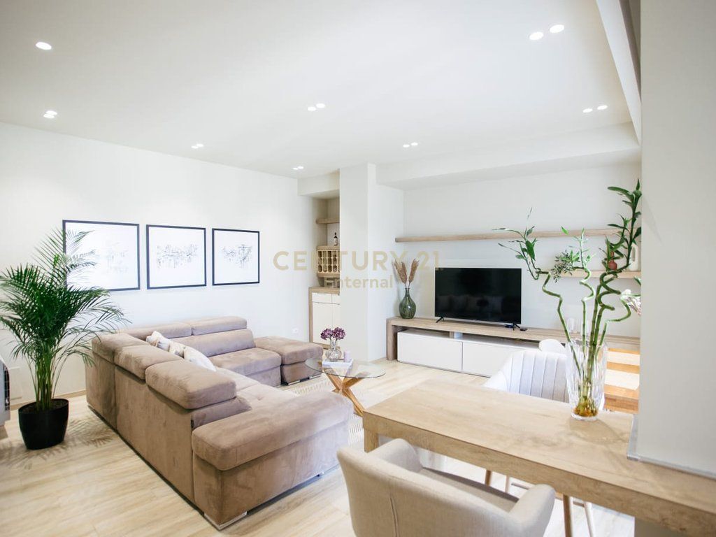 Apartment 2+1 for Rent at Park Gate, Elasanit Street 1,500 € /Month