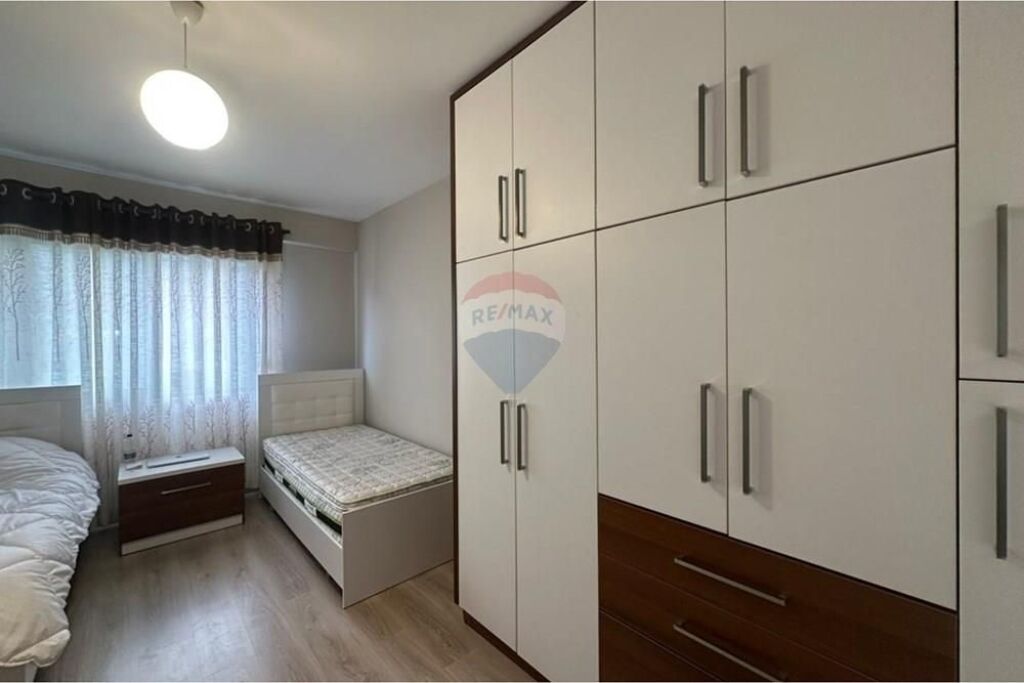 APARTAMENT 2+1+2 PER SHITJE TE 5 MAJI
