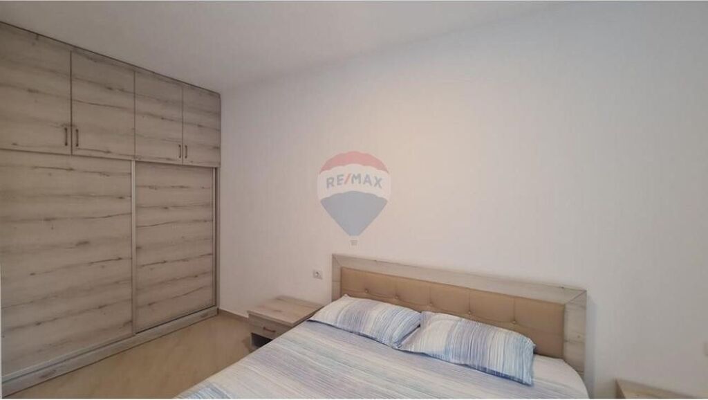 🌊 APARTAMENT 1+1 NË SHITJE – LUNGOMARE, VLORË