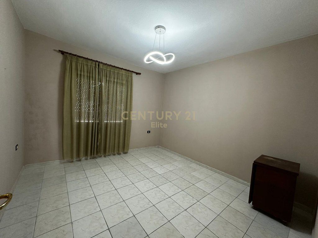 JEPET ME QIRA APARTAMENT 3+1 NE RRUGEN MINE PEZA