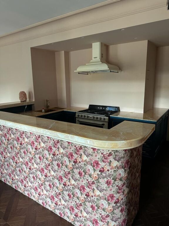 Jepet me qera apartament 1+1 ne Qender