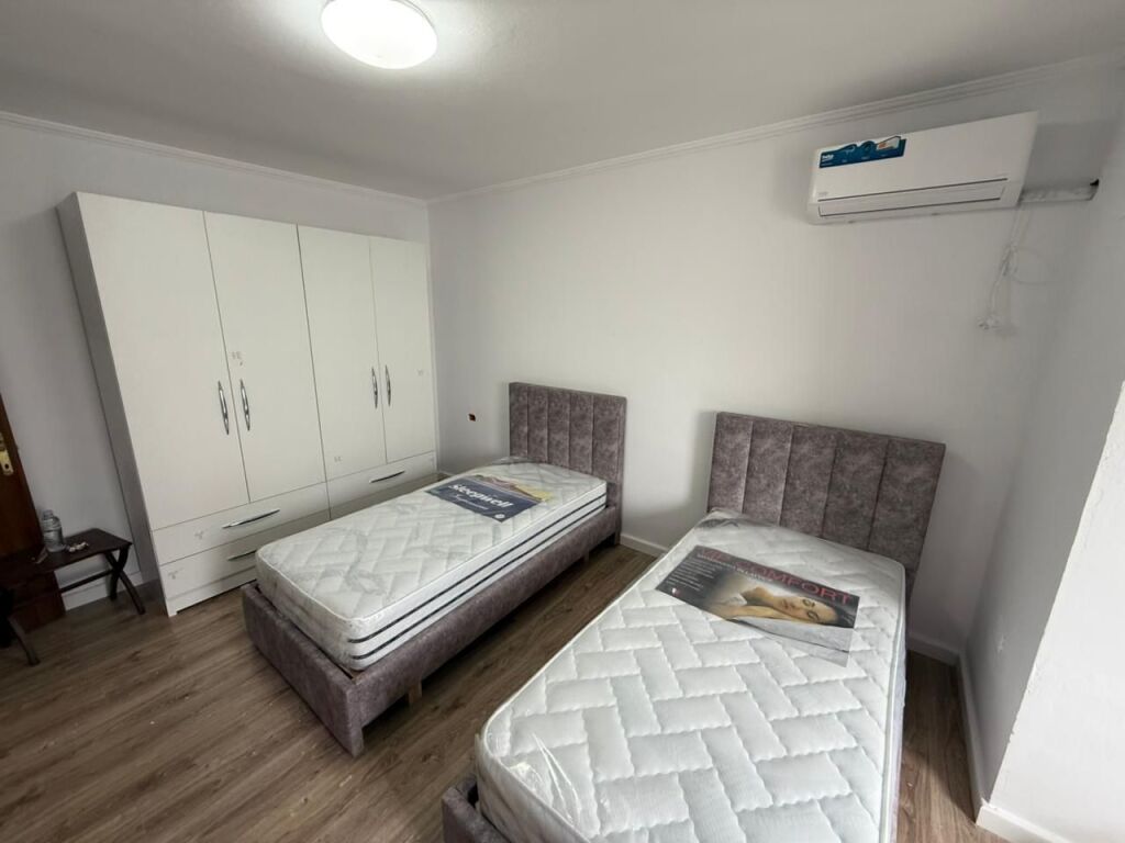 Super appartamento 2+1 presso il camino (congresso di Manastir)