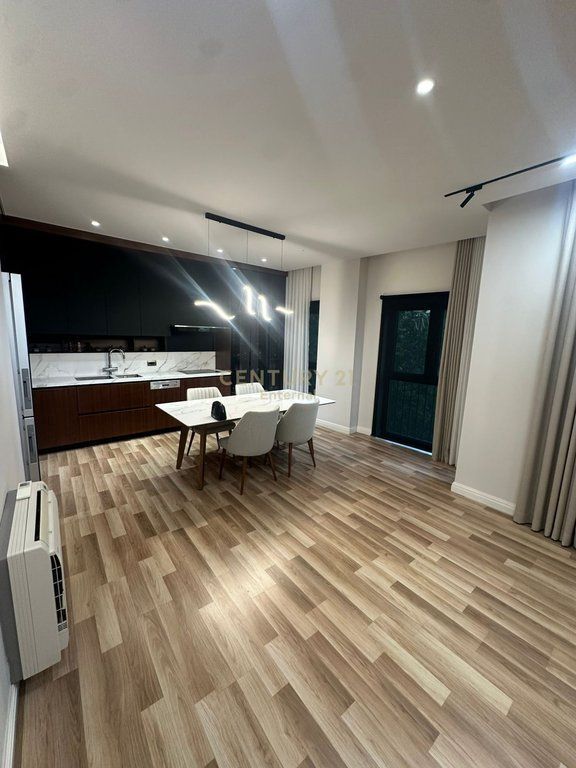 ATSH, Ministria e Jashtme - Jepet 1+1 Me Qera Mobilim Luxury + Parkim