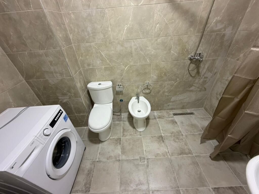 🏡 Apartamente 2+1 Me qera 📍 5 maji 💸Cmimi 50000 leke