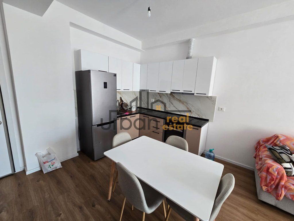 Shitet, Apartament 2+1+2 , Ali Demi, Tiranë - 143000€ | 88 m²