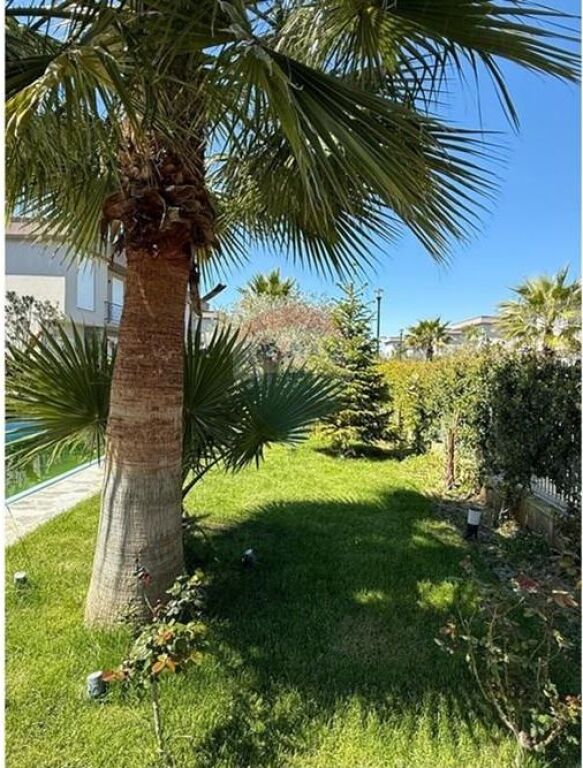 Vilë - Për Shitje - Gjiri i Lalzit, Durrës(ID: 530481001-1039)