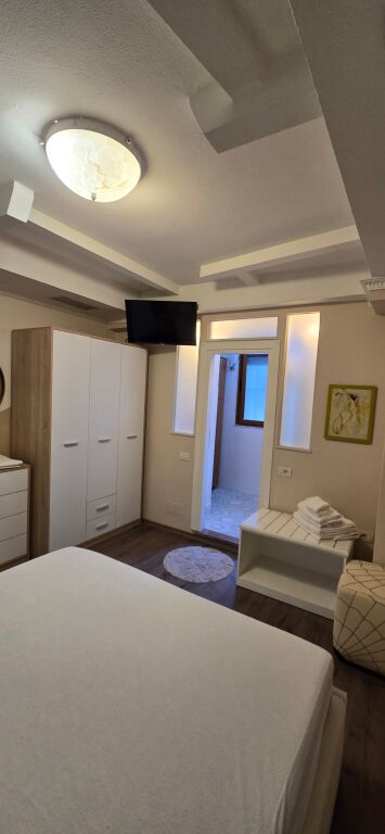 APARTAMENT 1+1 ME QIRA‼️