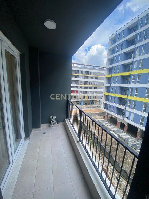 Apartament 2+1 për shitje në Univers City.