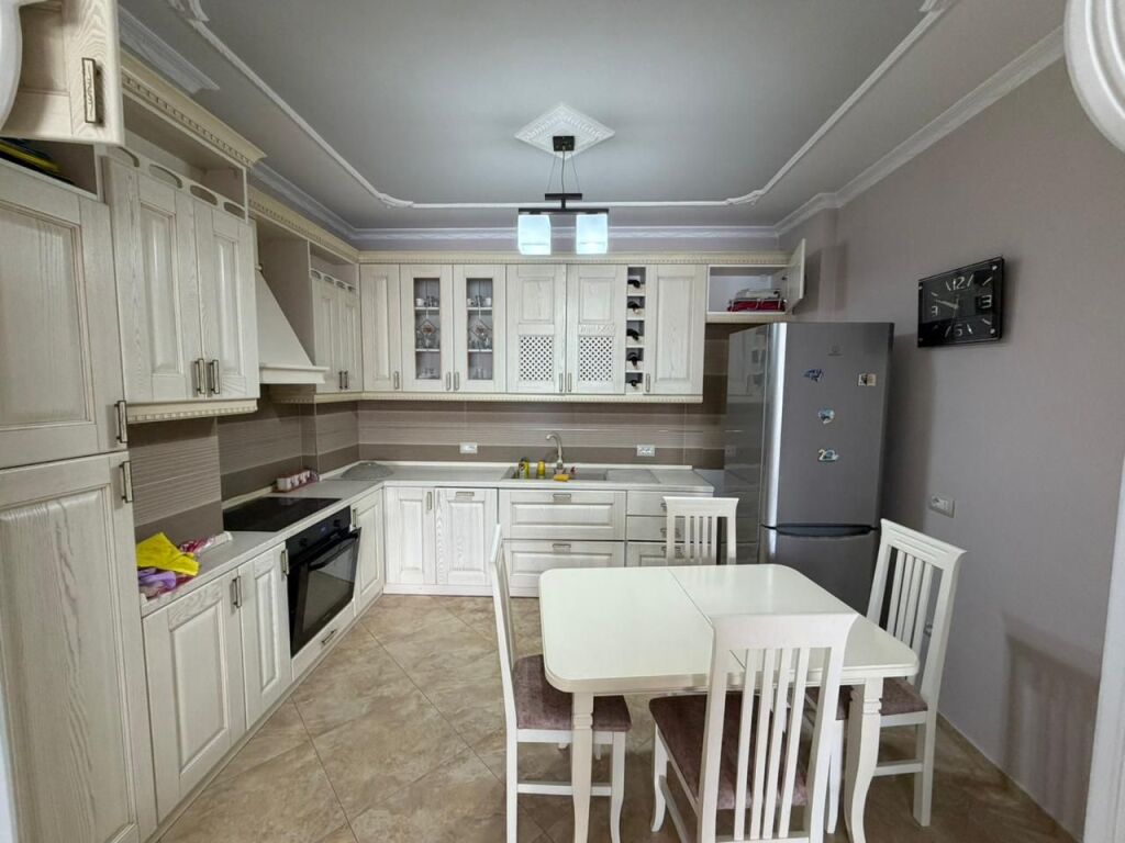 🏡 Appartamento 2+1 con parcheggio in affitto  📍 Posizione: Alidemi💶 Prezzo: 700€ / mese