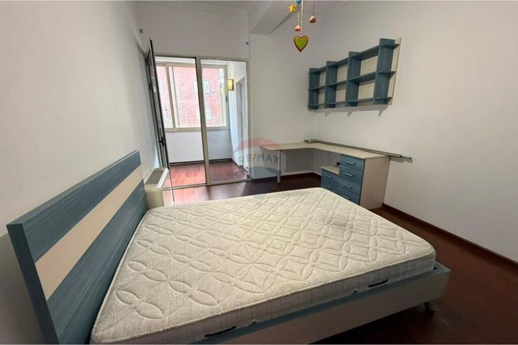 Apartament - Për Shitje - Rruga e Kosovarëve, Tiranë