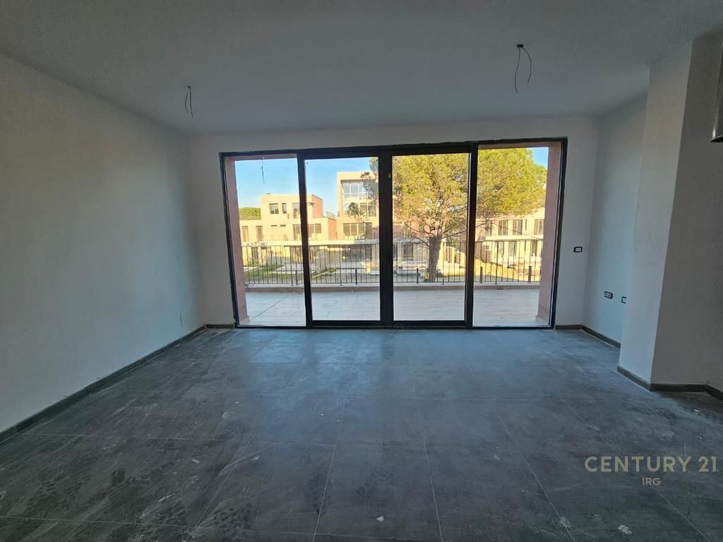SHESIM APARTAMENT 2+1 TEK LURA 5, GJIRI I LALZIT