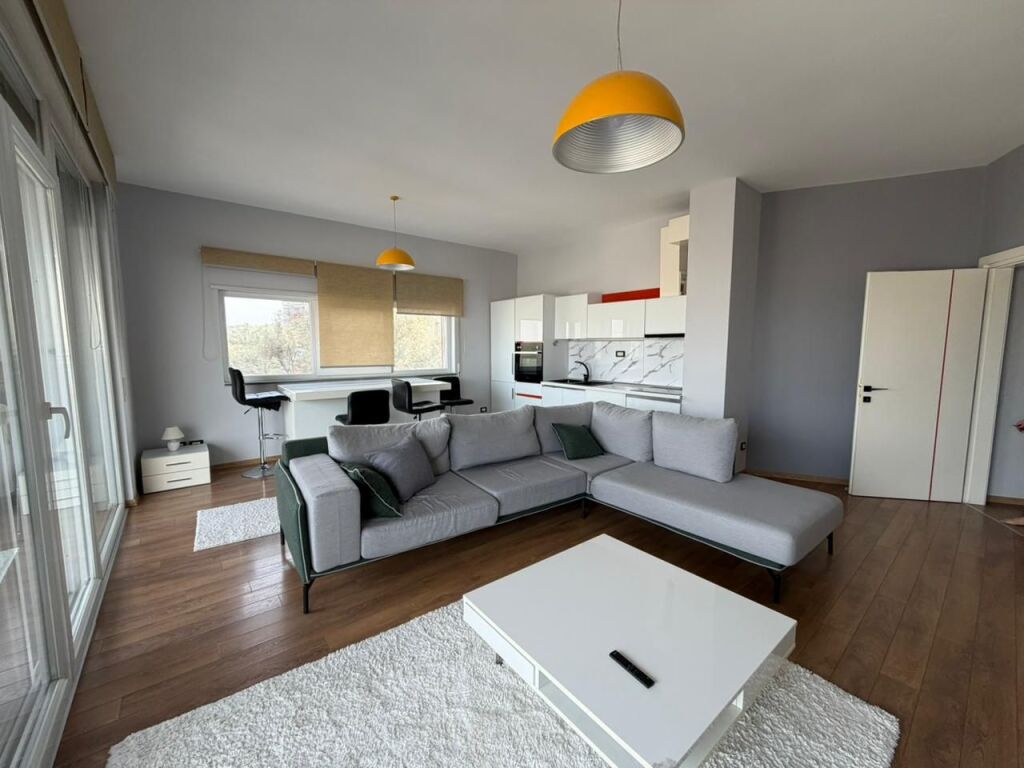 Apartment 2+1+2 for rent near the Botanical Garden 🌿  • Typology: 2 bedrooms + 1 living room + 2 bathrooms  • Fully furnished 🛋️  • Floor: 4  • Quiet and preferred area  • Close to nature and fresh air  💰 Price: 100,000 lek / month7y =
