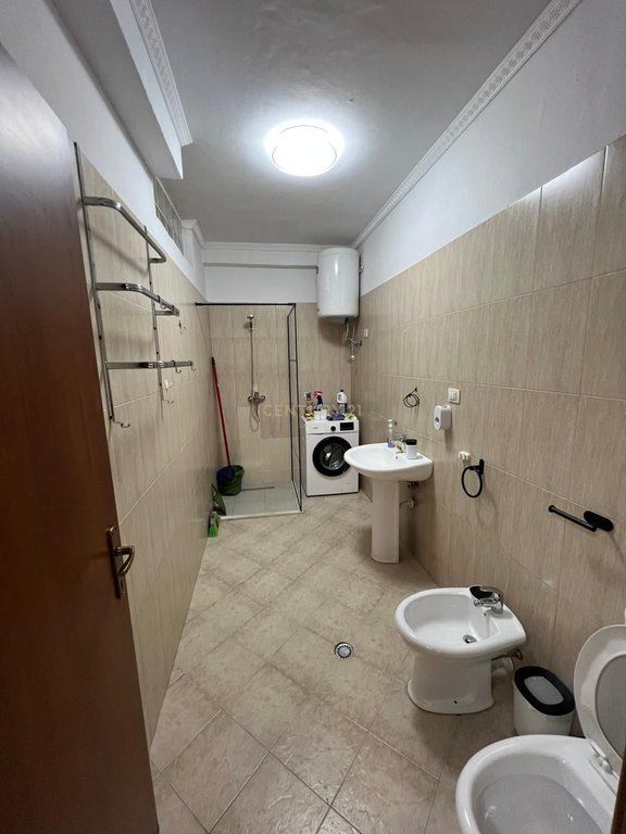 Jepet apartament 1+1 me qira ne Fresk